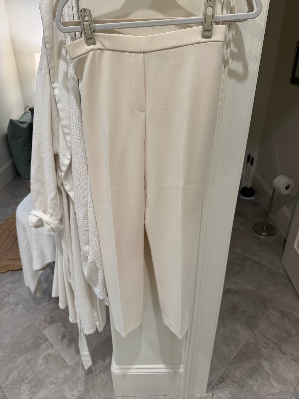 Theory Women’s Cream Tailored Ponte Pants